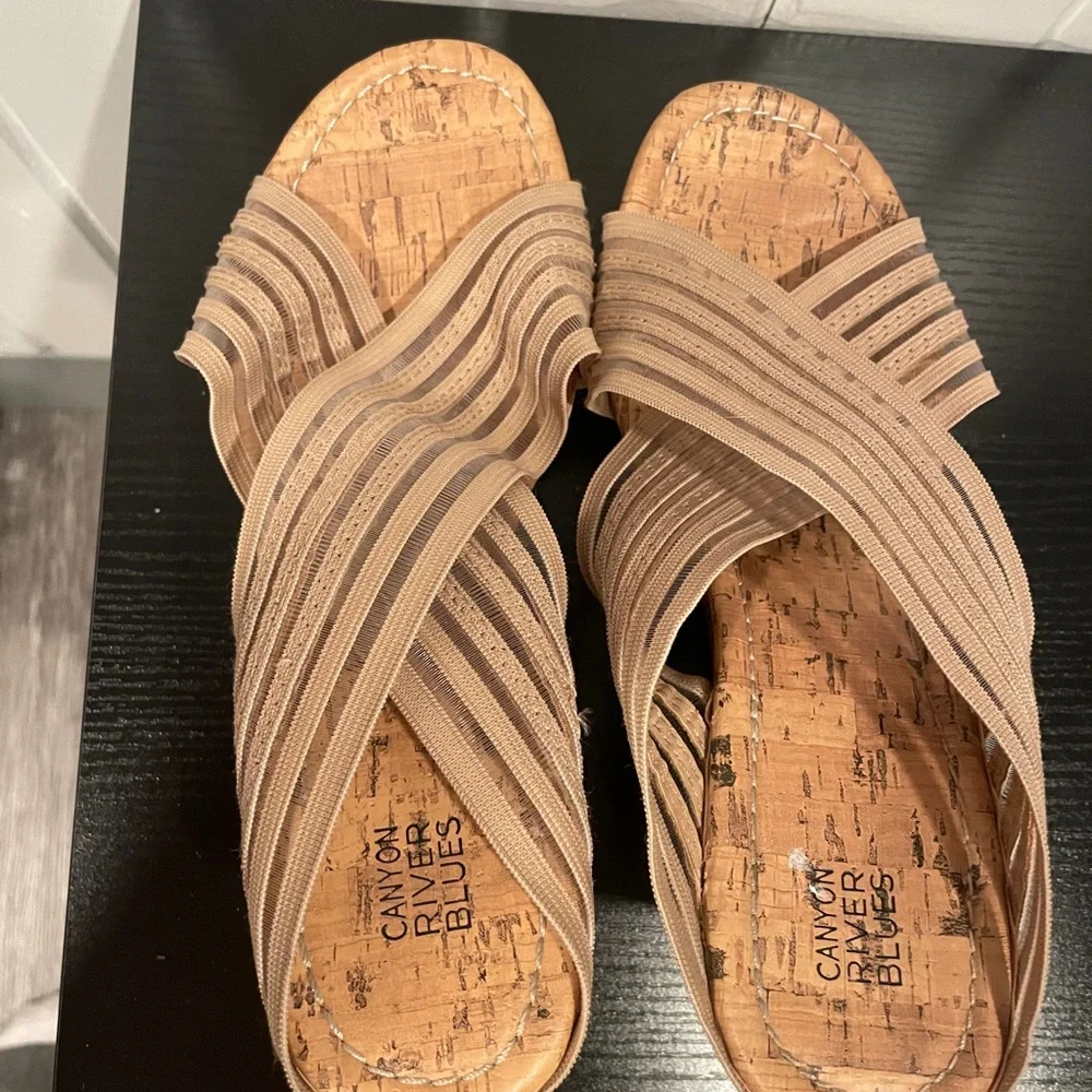 Canyon River Blues Cork Wedge Sandals in Beige size 8
